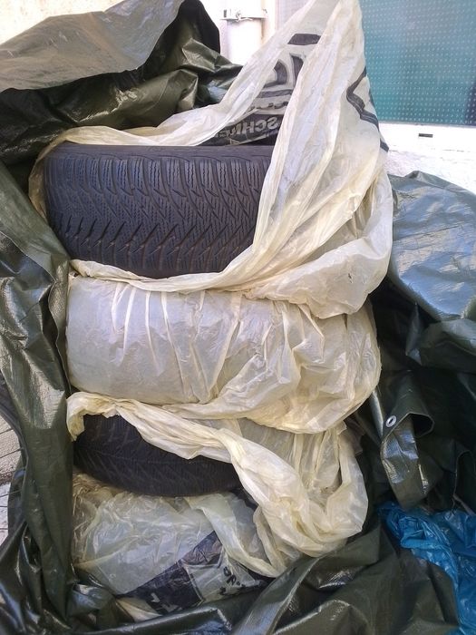 Pneus Inverno/chuva Goodyear 195/55 R16