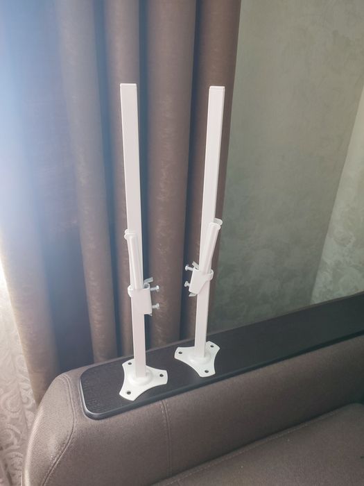 Тримач кріплення радіатора підлогове стійка на сталевий радіатор