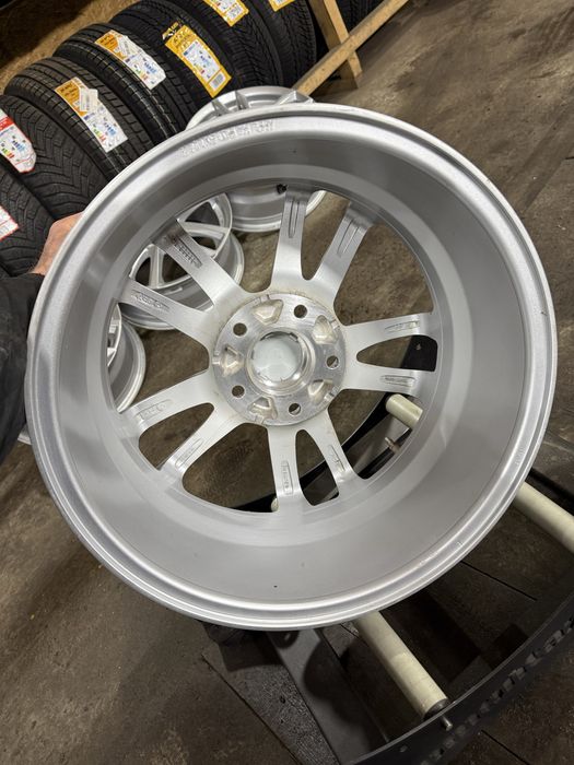 Литі диски кіа хюндай r16 5/114,3 6,5j et50 kia hyundai чудовий стан