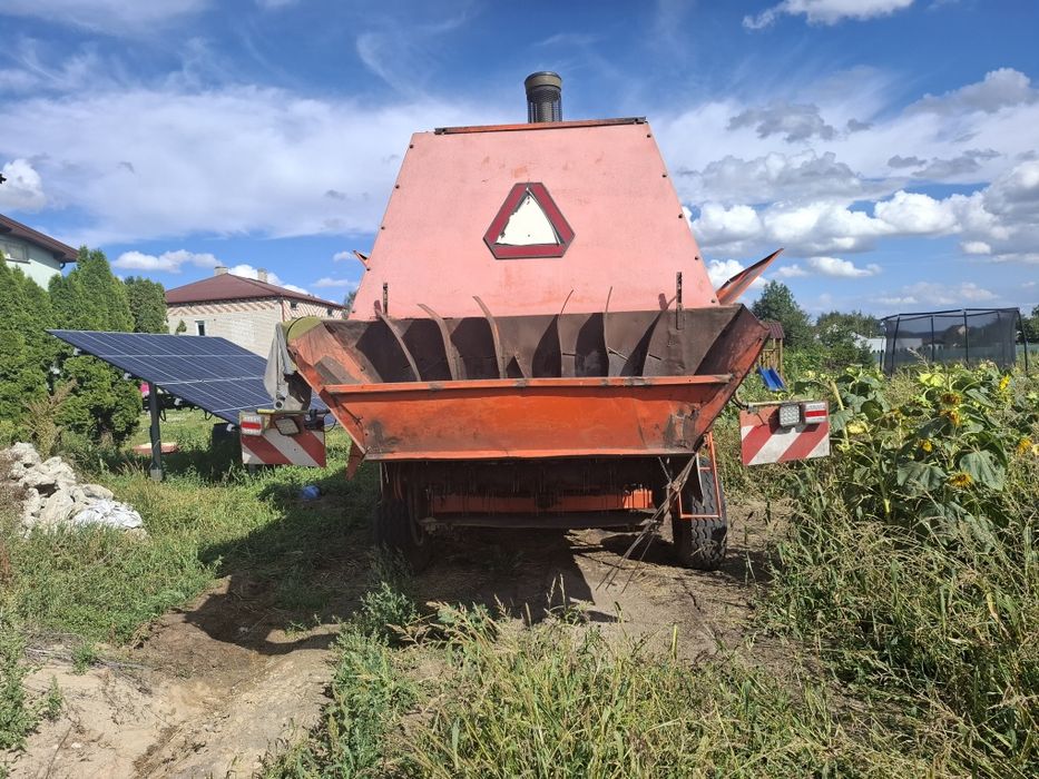 Kombajn zbozowy DRONNINGBORG 8000S
