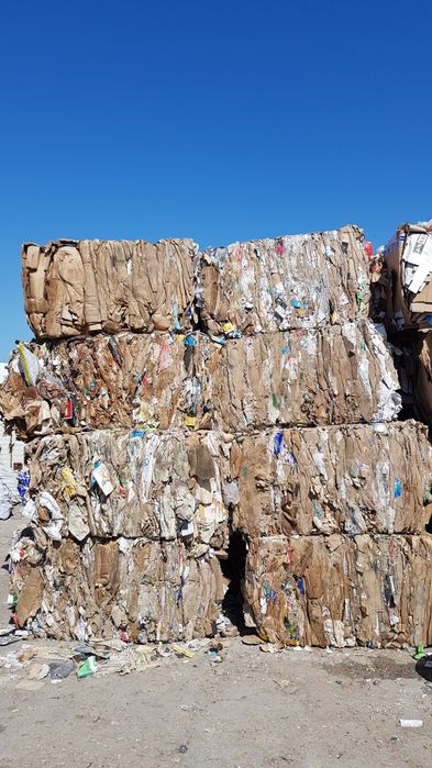 Masz problem z makulaturą, folią lub innymi odpadami ?