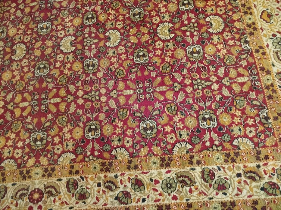 Продам ковёр 2/3. Натуральный