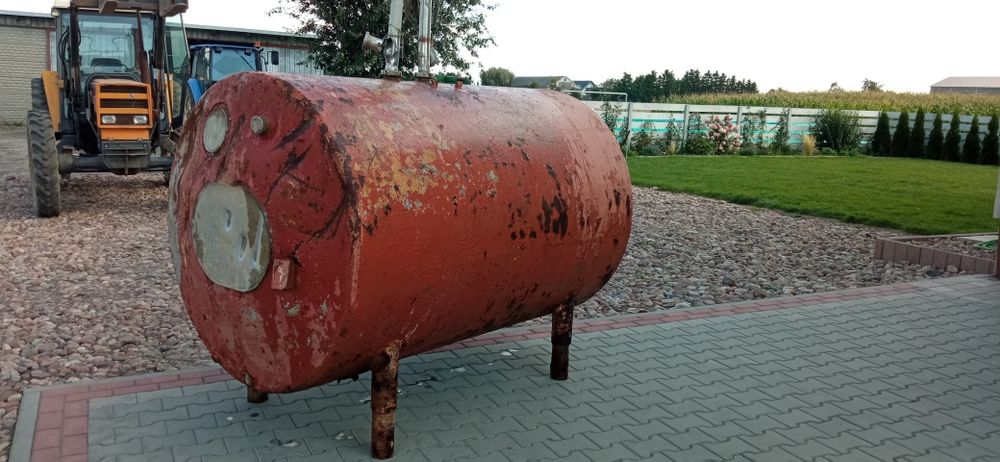 Zbiornik po oleju opałowym dwupłaszczowy