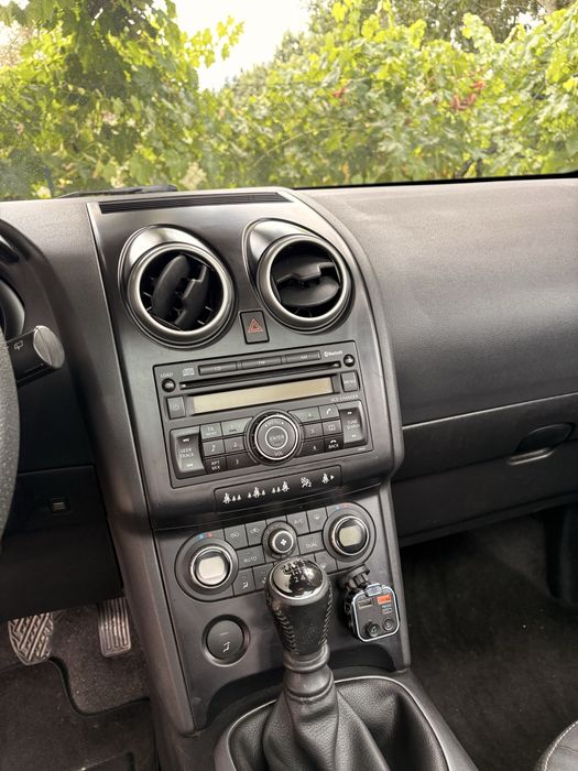 Vendo Qashqai 2008 - Teto panorâmico 5.500€