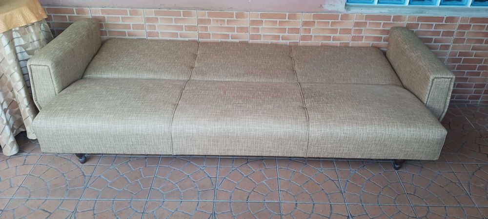 Sofá 3 lugares...