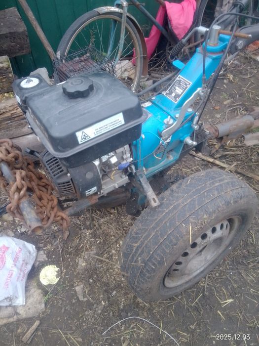 Продам мотоблок 15000