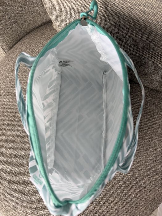 Collistar набір (пілінг скраб, крем і косметичка)