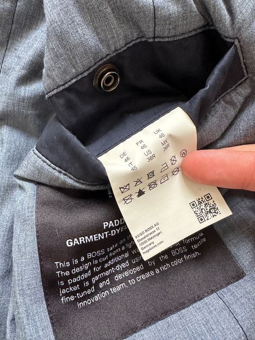 Куртка hugo boss M размер