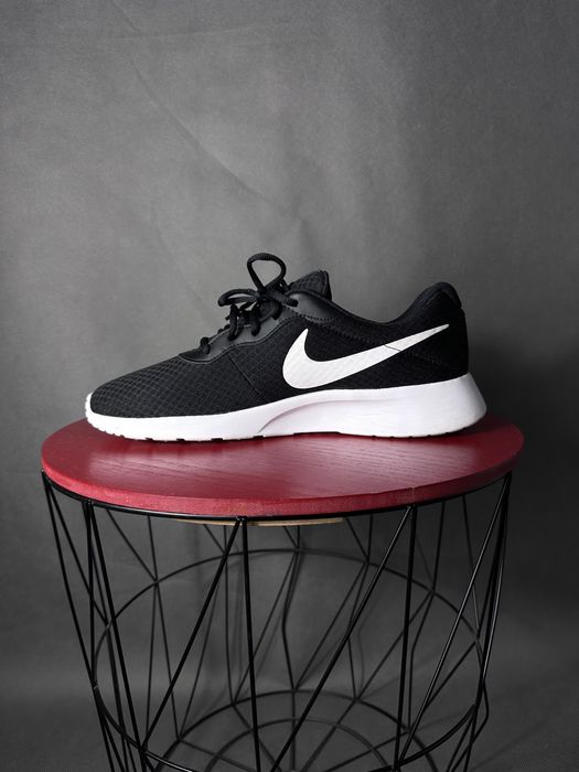 Sneakersy Nike Tanjun czrno białe
