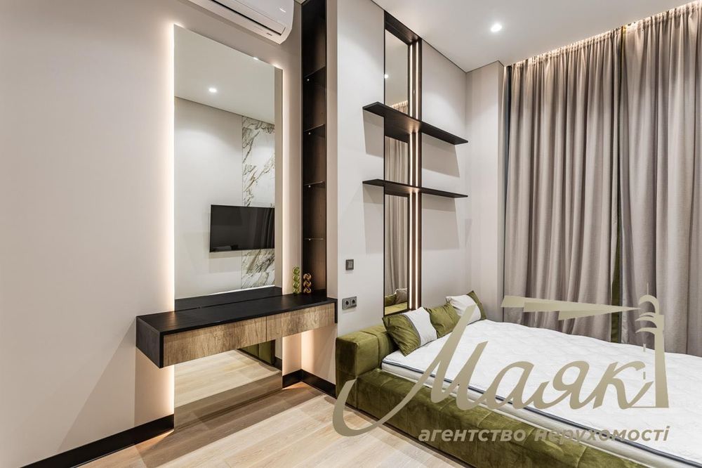 Аренда квартиры клубный дом Хидден Зверинецкая Бот сад Печерский р-н