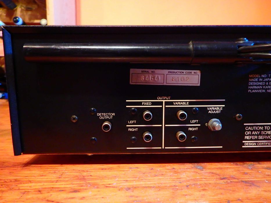 Tuner harman kardon T403