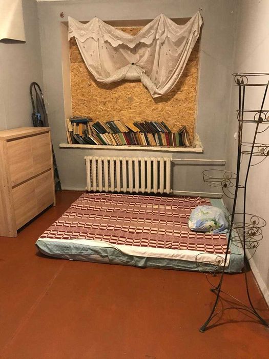 Сдам двухкомнатную квартиру на первом этаже в старом городе