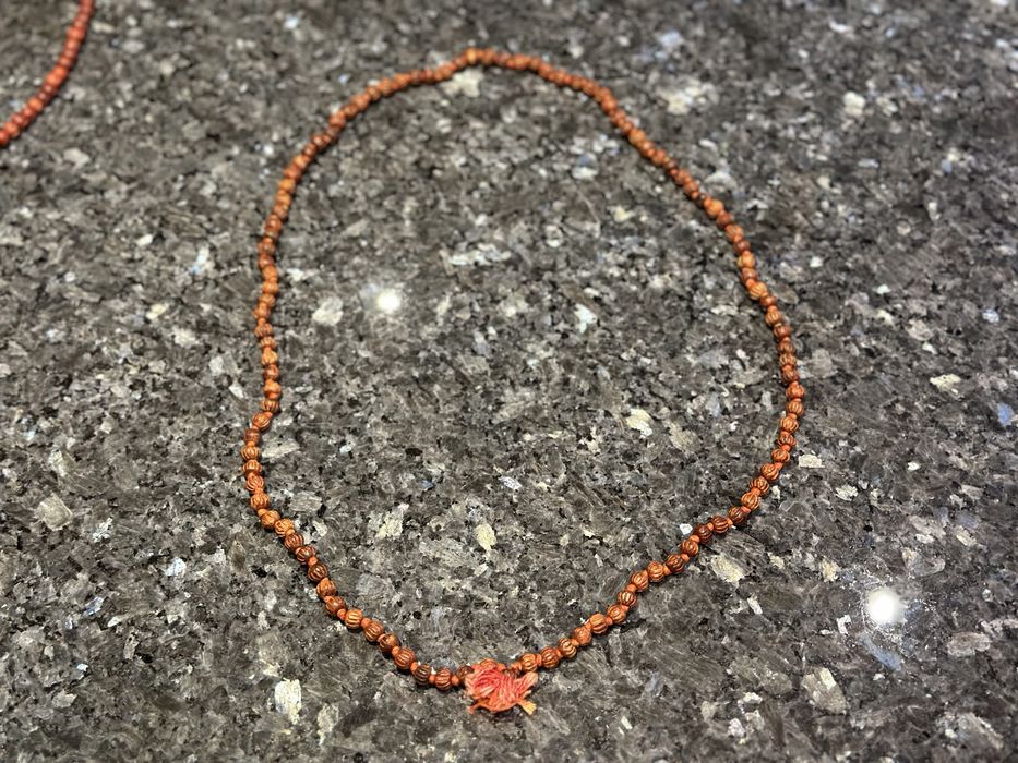 Colares de meditação Shiva Rudraska Mala e em madeira