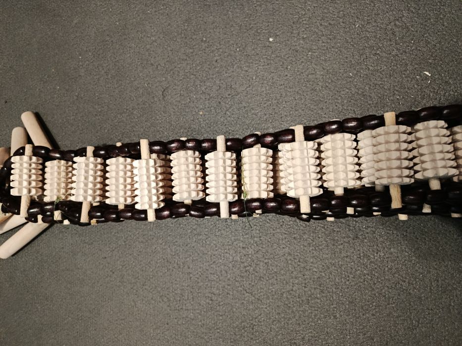 Масажери різної категорії,з дерева,ручної роботи