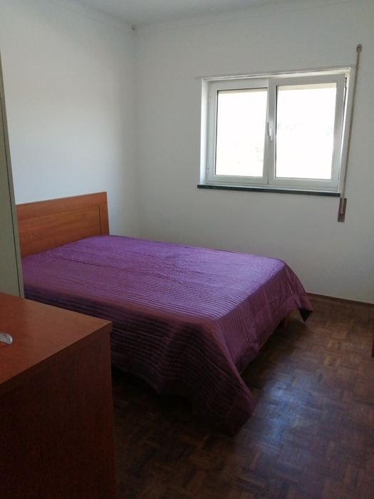 Andar de Moradia T3 c/ garagem na zona do Arrabal