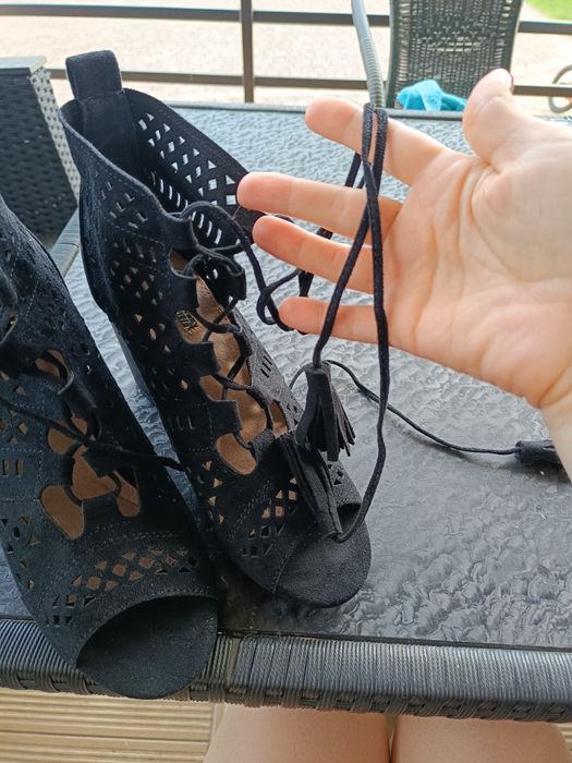 Buty sandały azur ażurowe nowe koturn 38 boho