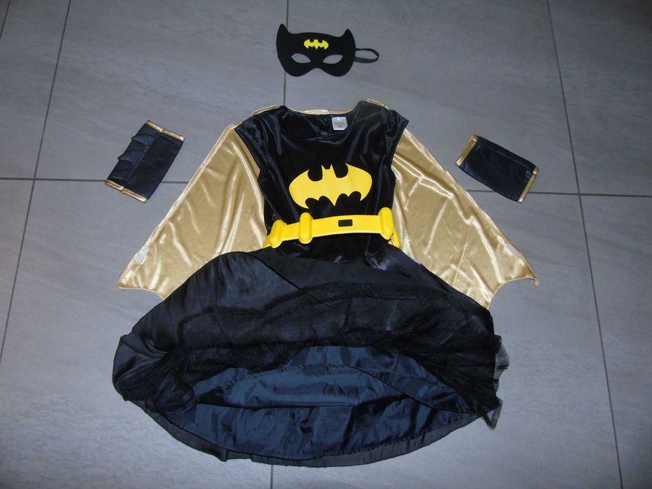 strój sukienka Batman-ka 6-8 lat