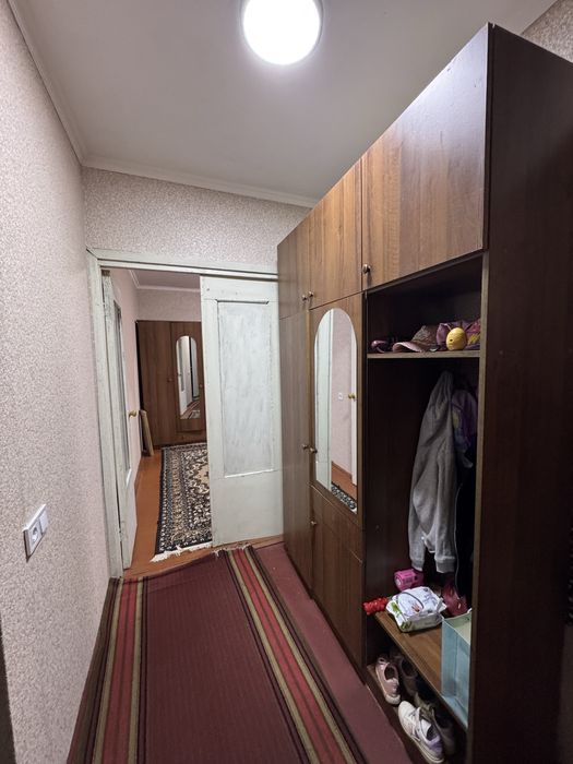 Продаж 2-кім квартири хороший район!