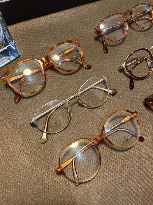 Oculos de sol Gucci, Armani, Valentino