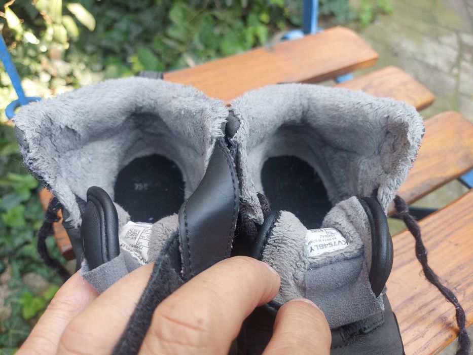 Dziecięce Buty Trzewiki New Balance rozm. 31