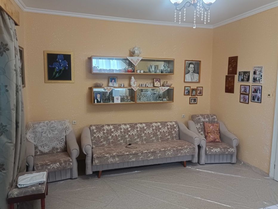 ВЕЛИКИЙ 4-Х кімнатний будинкок 146 кв.м., новий дах, гараж жилий стан