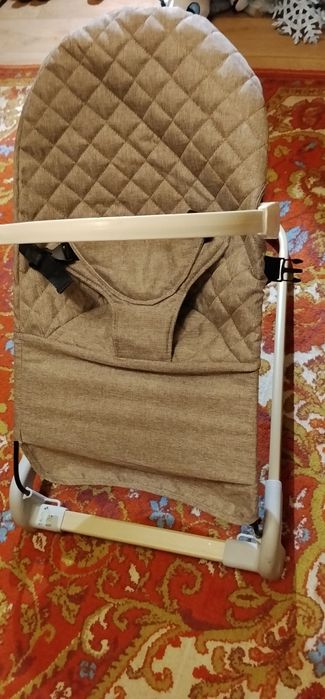 Шезлонг для немовлят