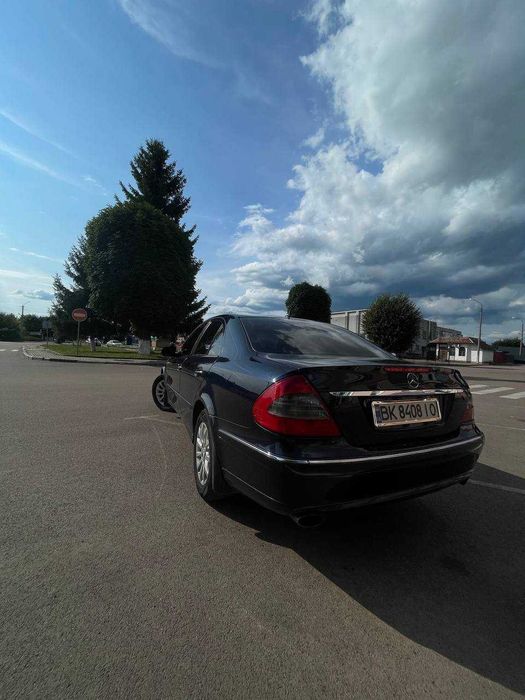 Продам MERCEDES-BENZ 211 Полний привід