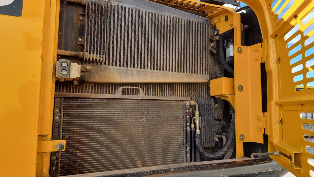 Экскаватор JCB 220 LC , 2018 г