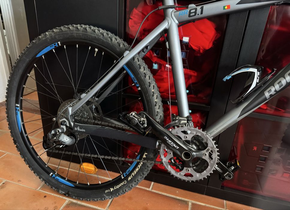 B’TWIN Rockrider 8.1  - Bicicleta de montanha