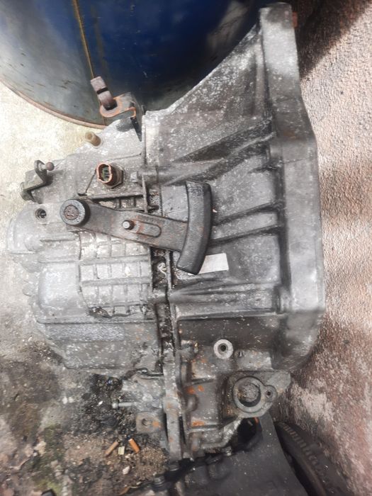 Material de Oficina e Viaturas Para Despachar