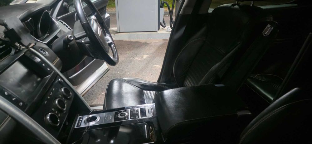 Land Rover Discovery 5 SD4 2.0L RHD