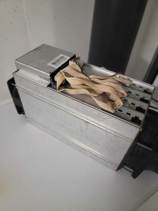 Máquina de Mineração Antminer L3++ 580M (Doge / Litecoin) - Motivo: Mudança