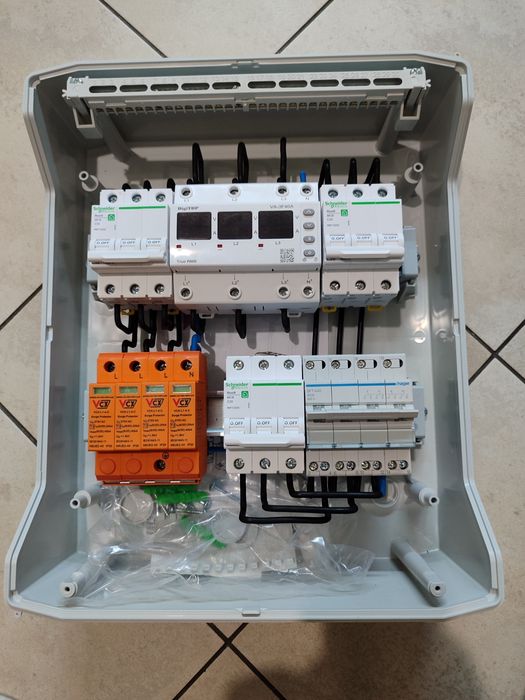 Готовий щиток захисту інвертора 3 фази/ Deye 12...30 кВт AC