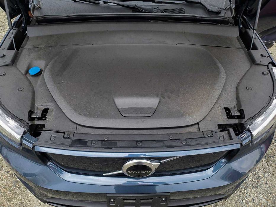 Volvo XC40 Recharge Pure P8 Vin code YV4ED3UB2N2711991 він код