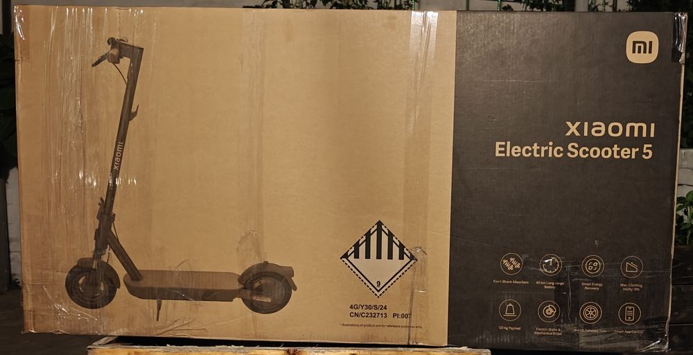 Електросамокат Xiaomi Electric Scooter 5 Black