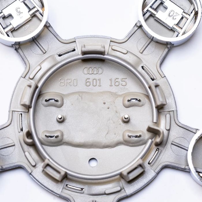 NOWY ORYGINALNY Dekielek Audi Pajączek 8R0 135MM