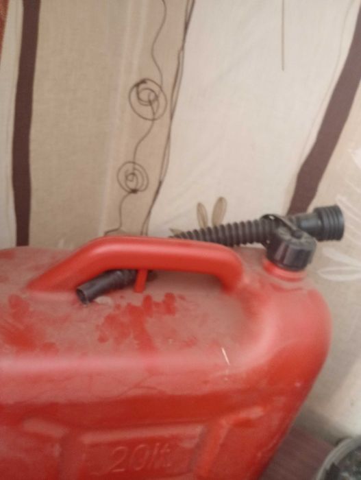 Канистра для бензина