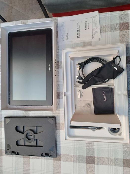 Tablet graficzny BOSTO 16HD