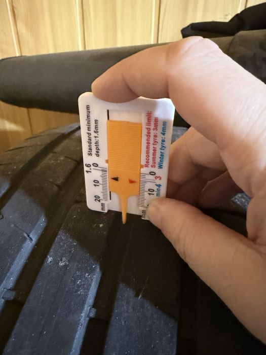 Opony letnie Dunlop 235/55 r19