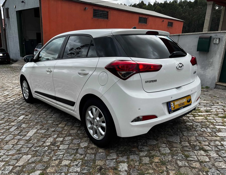 Hyundai i20 1.2 Blue Apenas 113 Mil Kms Nacional de 2016