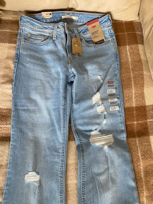 Ексклюзивні жіночі джинси Levi's® Superlow Bootcut Women's Jeans