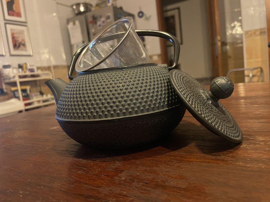 Bule de chá em ferro fundido - 800 ml