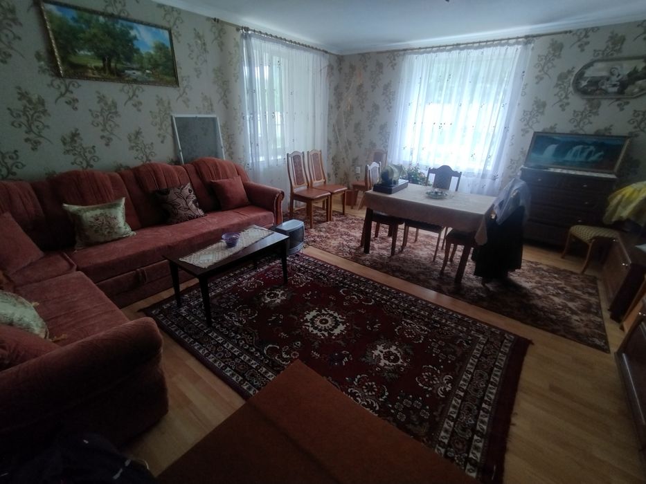 Продаж приватного будинку