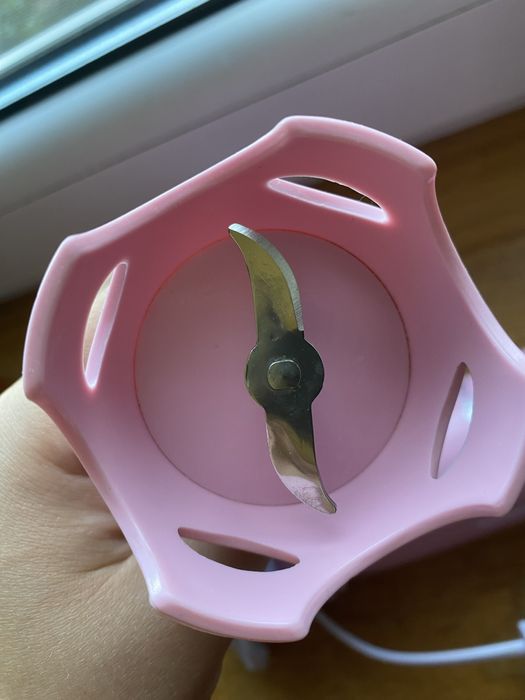 Blender reczny rozowy