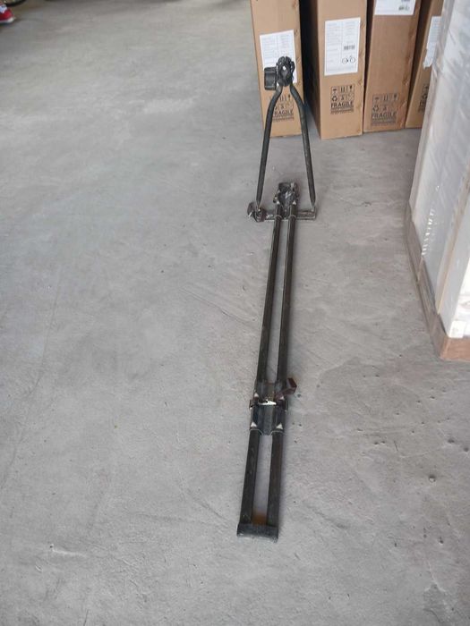 Кріплення для велосипеда на авто