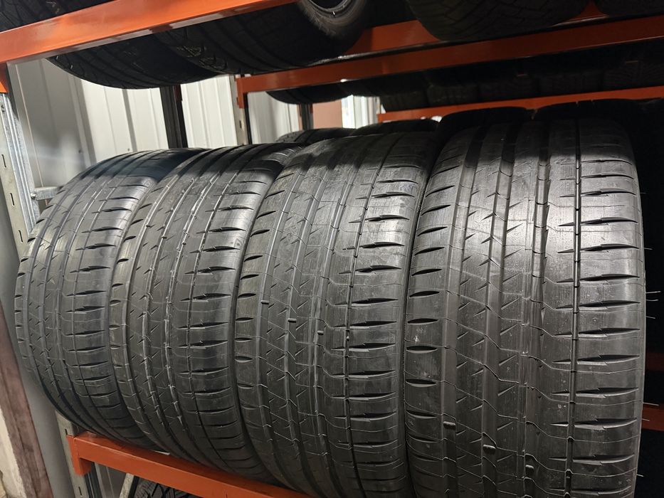 245/35 r 21 Michelin 4шт.