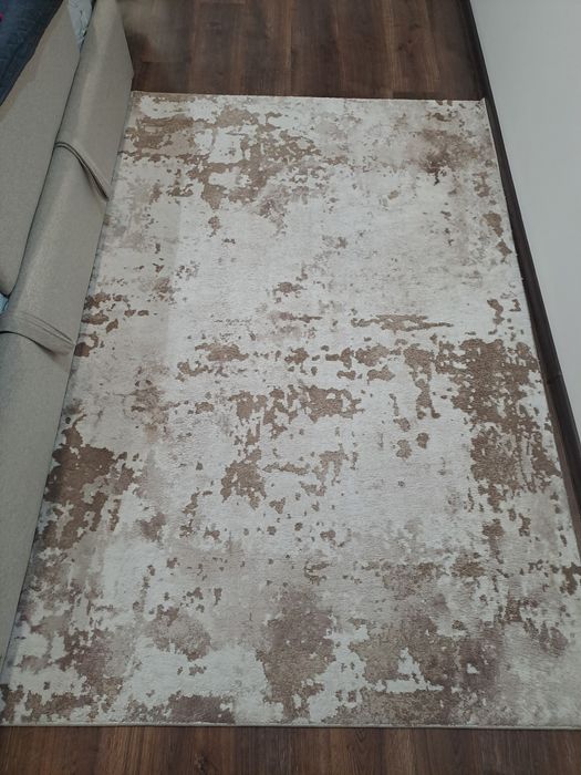 Продам Килим 2х2