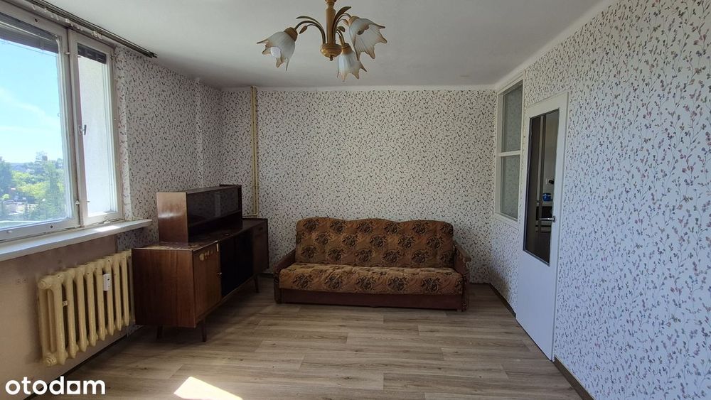 Kawalerka 29,3 m² z oddzielną kuchnią i balkonem