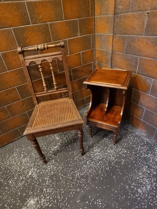 Stare meble fotele krzesła