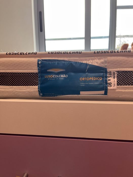 Single Bed Set and Bookshelf64563918217217122